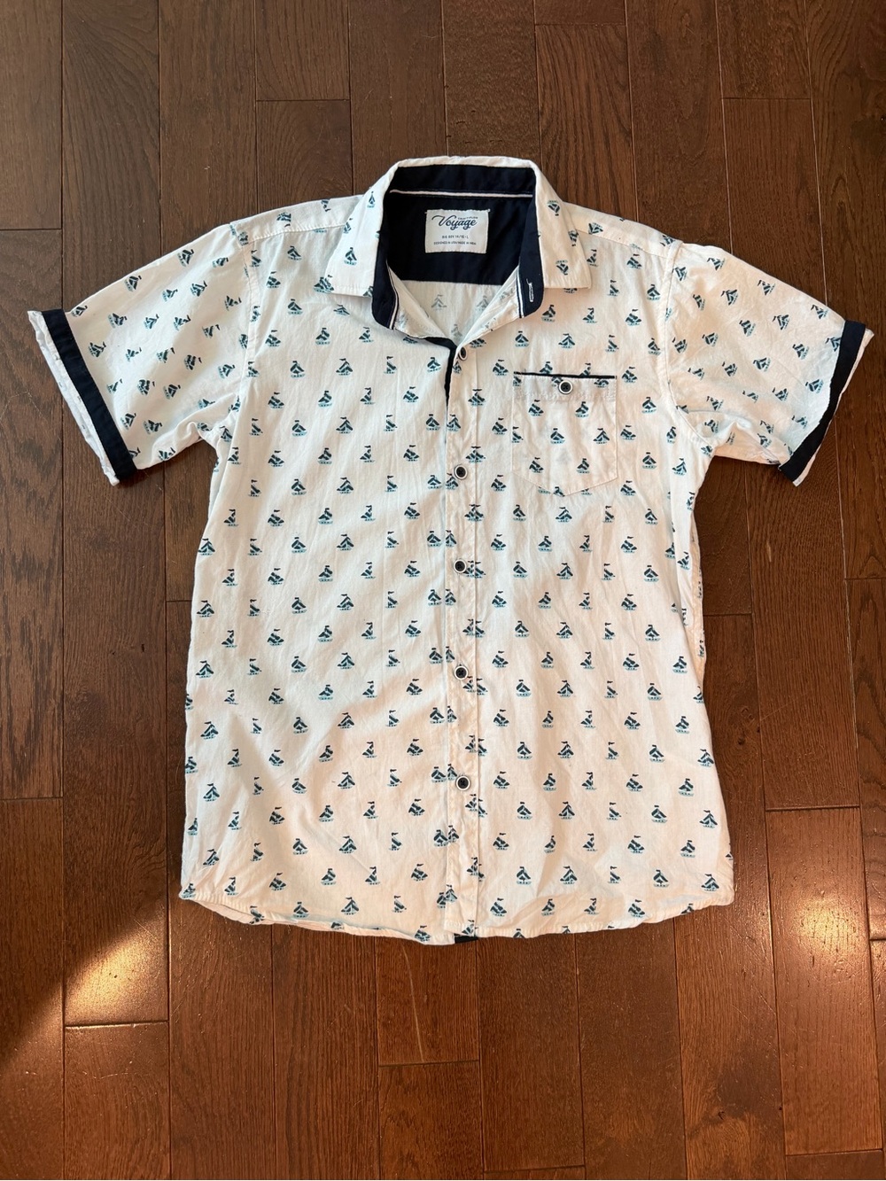 Boys Size 14/16 White Short-Sleeve Button-Down Shirt w/ Nautical Blue Print